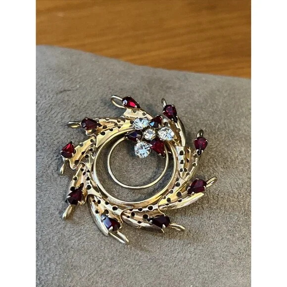 VINTAGE PINWHEEL 1/20 12K GF SIGNED PHYLLIS PIN BROOCH PENDANT Circa 1940s